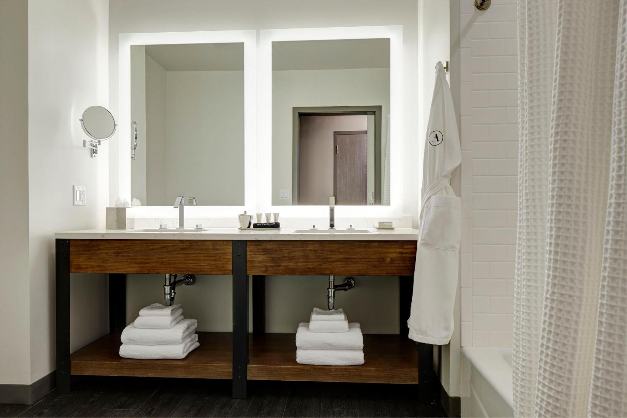 Archer Hotel Seattle/Redmond ภายนอก รูปภาพ